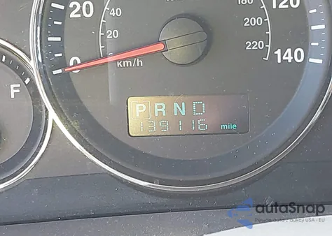 2005 Jeep Grand Cherokee Limited z USA, uszkodzony, nr VIN 1J4HR58205C703724